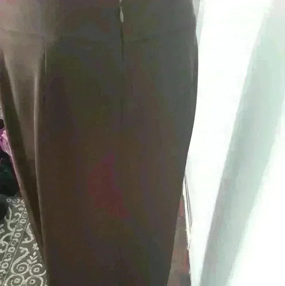 Made in  Canada plum collection office maxi skirt size 10 - Picture 3 of 6